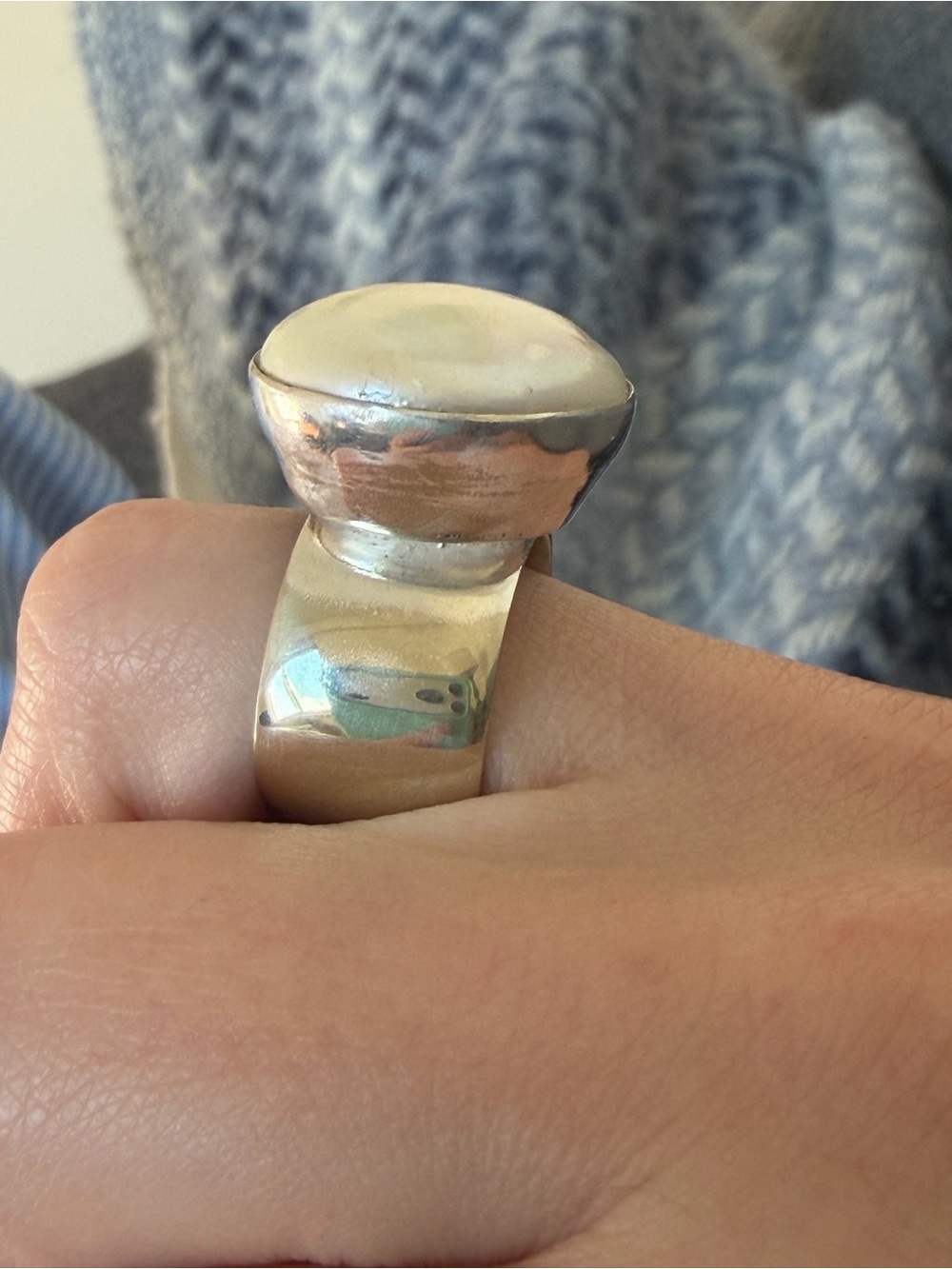 Silver pearl ring